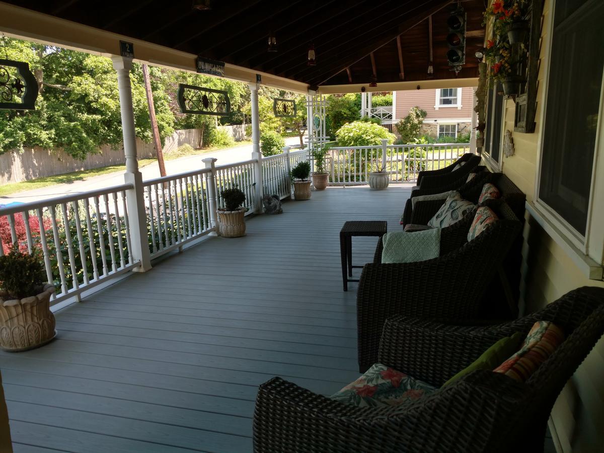 Armistead Cottage Bed & Breakfast Newport Exterior photo